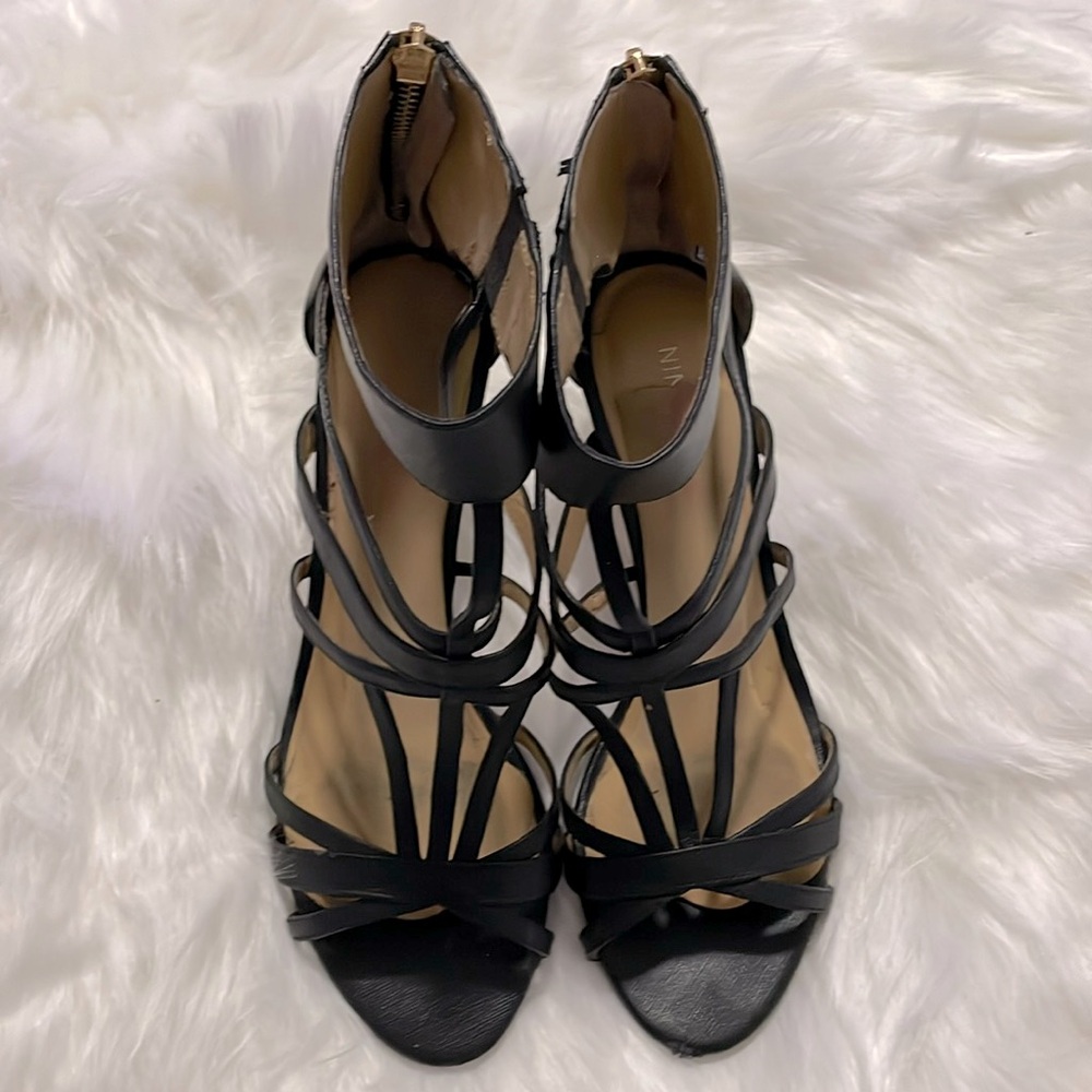 Nine West size 7.5 strappy black ankle zipper heeled shoes.